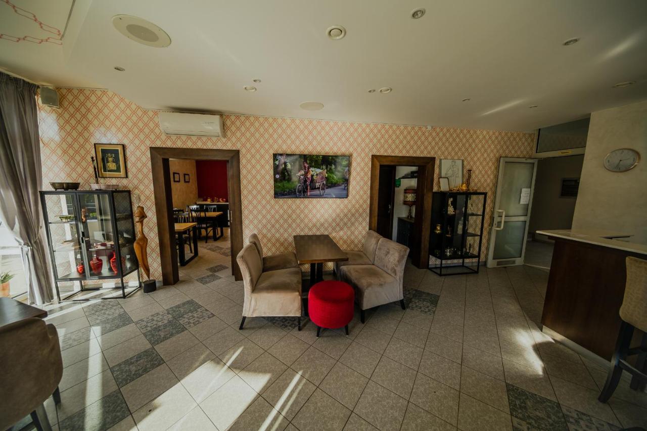 Hotel Maj Inn Moravske Toplice Exterior foto